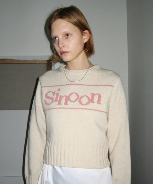 SINOON(シヌーン)の「SINOON PULLOVER KNIT (IVORY)(ニット/セーター・レディース・アイボリー・FREE)」の2枚目の写真