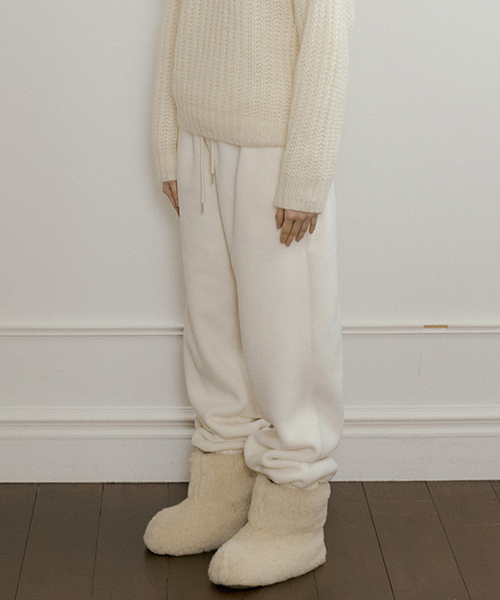 fleece jogger pants-ivory