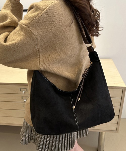 Miniministore(ミニミニストア)の「ショルダーバッグ レディース スエード調(ショルダーバッグ・レディース・ブラック/ブラウン/キャメル・FREE)」の7枚目の写真
