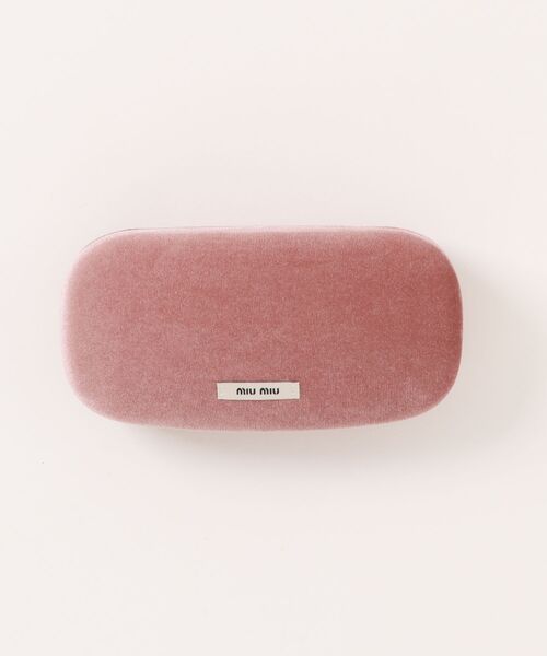 miu miu（ミュウミュウ）の「【miumiu/ミュウミュウ】オーバル サングラス MU11WS 1AB5S0（サングラス・レディース・ブラック・FREE）」の5枚目の写真