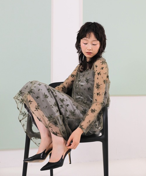Kana(カナ)の「【kaene 別注カラー】フロッキーベロアチュールレース 2way Iラインワンピース ドレス パーティー 結婚式 お呼ばれ オケージョン(ドレス・レディース・ダークブラウン/カーキ/チャコールグレー・S)」の22枚目の写真