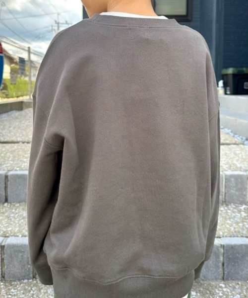 Right-on(ライトオン)の「【Refurbish】フロントロゴ スウェットプルオーバー (キッズ / ボクシーシルエット / スタイリッシュ / デイリーユース)(スウェット・キッズ・ブルー/オフホワイト/ブラック/ダークグレー・110/120/130/140/150/160)」の20枚目の写真