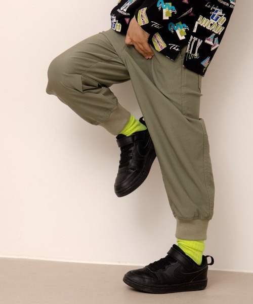 MAKE YOUR DAY（メイクユアデイ）の「ぐいんぐいんのストレッチジョガーパンツ■80～140cm（その他パンツ・キッズ・ベージュ/ブラック/オリーブ・90/100/110/120/130/140/80）」の8枚目の写真