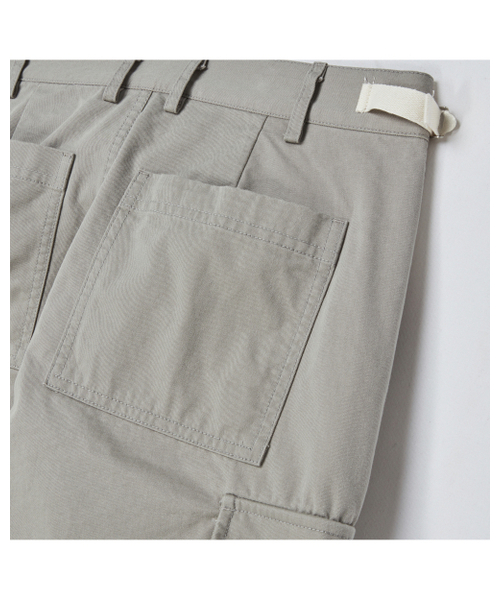 WORTHWHILE MOVEMENT(ワースワイルムーブメント)の「パティグカーゴパンツ(ストーン)(その他パンツ・レディース・その他・X-LARGE/LARGE)」の7枚目の写真