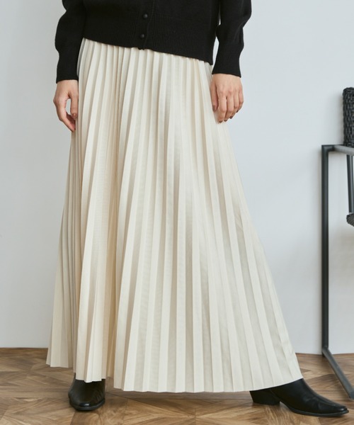 Libra Cue(リブラ キュー)の「プリーツフレアスカート(スカート・レディース・アイボリー/グレー/ブラック・FREE)」の2枚目の写真