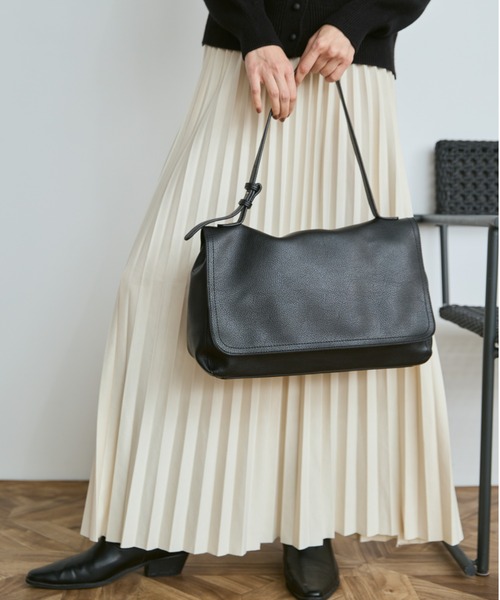 Libra Cue(リブラ キュー)の「プリーツフレアスカート(スカート・レディース・アイボリー/グレー/ブラック・FREE)」の4枚目の写真