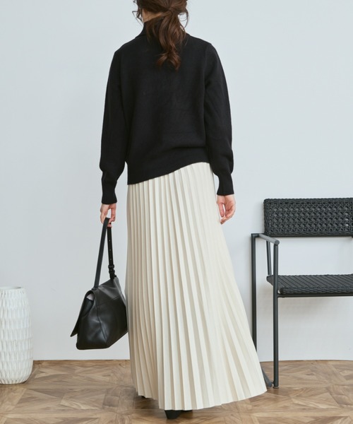 Libra Cue(リブラ キュー)の「プリーツフレアスカート(スカート・レディース・アイボリー/グレー/ブラック・FREE)」の8枚目の写真