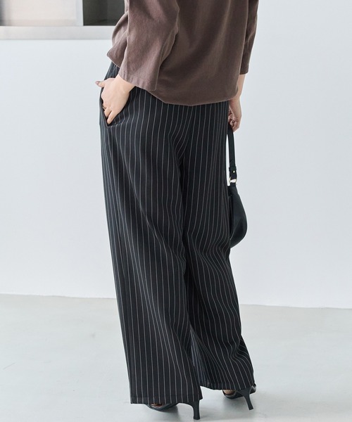 LAVEANGE（ラビアンジェ）の「【洗える】ウエストシャーリングピンストライプパンツ（その他パンツ・レディース・ブラック/ブラウン・5L/4L/3L/LL/M）」の21枚目の写真