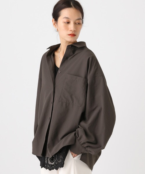 Elura（エルーラ）の「アイロンいらずレギュラーシャツ/634737（シャツ/ブラウス・レディース・ダークブラウン/オフホワイト/ブラウン/ライトブルー/ライトピンク/キャメル・FREE）」の22枚目の写真