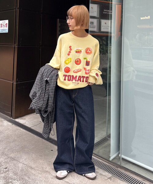 SOUNDSGOOOOD（サウンズグッド）の「【SOUNDS GOOOOD】ベジタブルプリントパウダー加工スウェット（スウェット・レディース・イエロー/ネイビー/ブラック・ONE SIZE）」の5枚目の写真