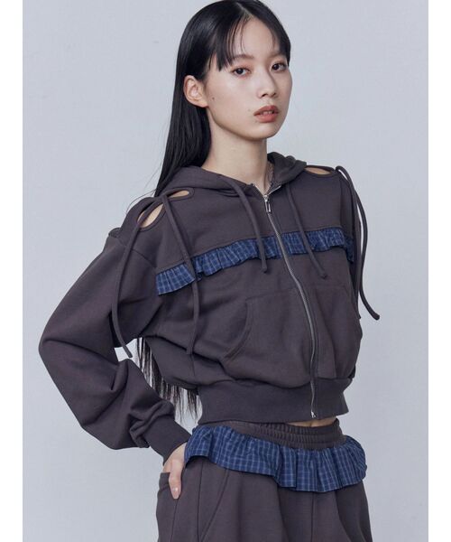 EMODA（エモダ）の「カットアウトリボンフーディ（パーカー・レディース・グレー/ブラック/ライトグレー・FREE）」の12枚目の写真