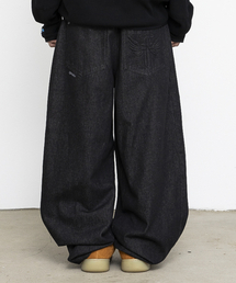 GLACK（グラック）の「GP173 ドクタウン クロス バルーンデニムパンツ (ブラック)（デニムパンツ）」