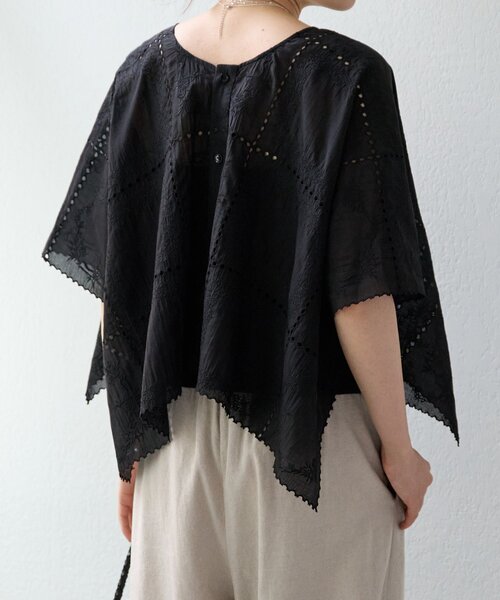 BEARDSLEY（ビアズリー）の「《HiROMITHiSTLE》スクエアフレームブラウス（シャツ/ブラウス・レディース・ブラック/ベージュ・FREE）」の5枚目の写真