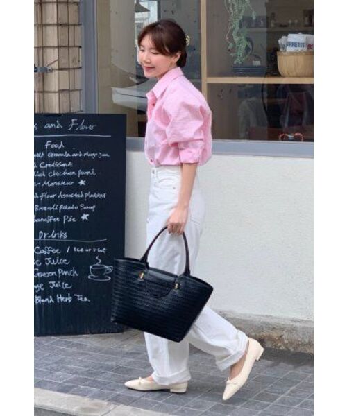 KNOWNBETTER（ノウンベター）の「Button point logo shirt_Pink（シャツ/ブラウス・レディース・ピンク・FREE）」の2枚目の写真