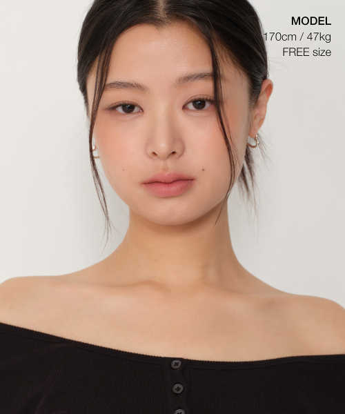 MUSINSA STANDARD WOMAN（ムシンサスタンダードウーマン）の「ウィメンズハートフープイヤリング[シルバー]（ピアス（両耳用）・レディース・その他・FREE）」の2枚目の写真