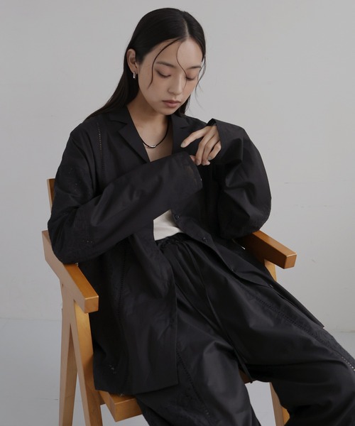  hellam（へラム）の「刺繍レースオープンカラーシャツ（シャツ/ブラウス・レディース・ブラック/ホワイト・FREE）」の12枚目の写真
