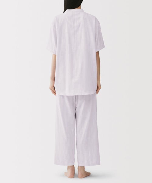 無印良品(ムジルシリョウヒン)の「婦人 脇に縫い目のない 薄手ガーゼ五分袖パジャマ(ルームウェア/パジャマ・レディース・ホワイト系/パープル系/イエロー系/ピンク系・S/M/L/XL)」の15枚目の写真
