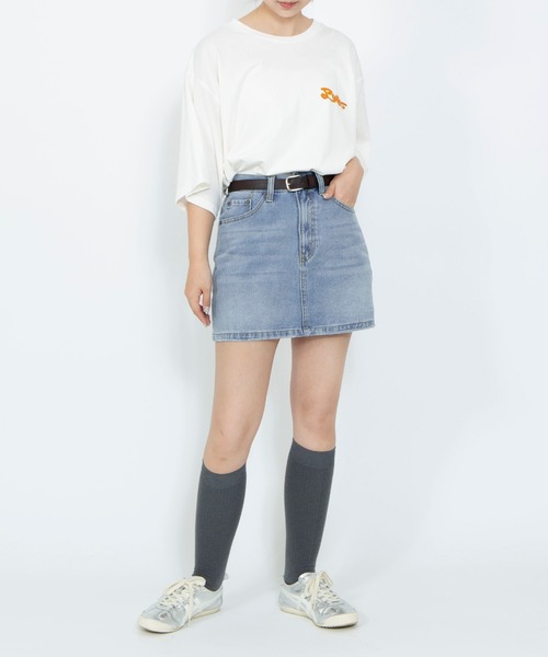 PUNYUS（プニュズ）の「台形デニムミニスカート（デニムスカート・レディース・ブラック/ライトブルー・2/1/5/4/3）」の11枚目の写真