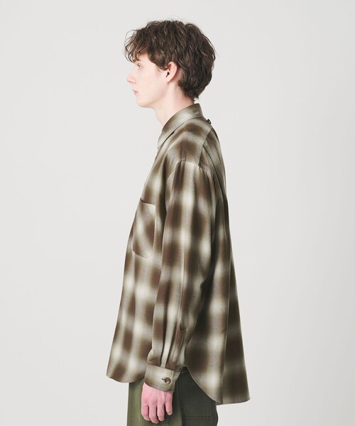 5525Gallery(ゴーゴーニーゴーギャラリー)の「【別注】 <5525gallery>オンブレ チェック シャツ(シャツ/ブラウス・メンズ・ダークブラウン/ブラック・M/L)」の9枚目の写真