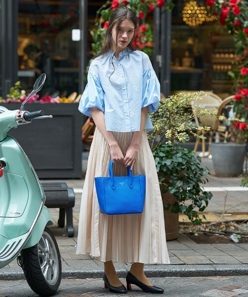 DRESSTERIOR（ドレステリア）の「【1枚で着映え/ウォッシャブル】ストライプスタンドフリルボリュームスリーブブラウス（シャツ/ブラウス・レディース・ブルー系7/アイボリー系2・38/36/34）」の13枚目の写真