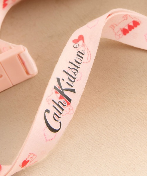 Cath Kidston(キャスキッドソン)の「ランヤード Valentines(パスケース・レディース・レッド・FREE)」の2枚目の写真