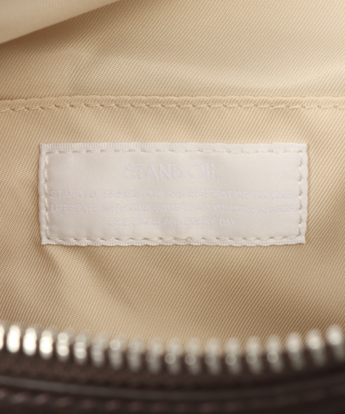STANDOIL（スタンドオイル）の「【Geek Office / ギークオフィス】STAND OIL / Mushy Bag（ハンドバッグ・レディース・キャメル/ブラウン・FREE）」の14枚目の写真