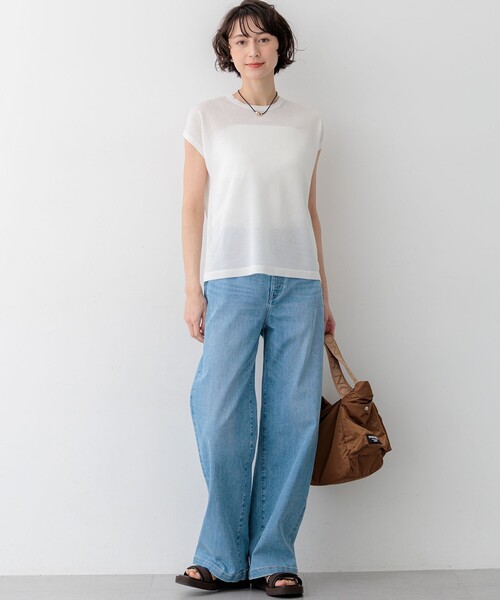 23区 S(ニジュウサンクチイサイサイズ)の「シャイニーシアー ノースリーブ ニット(ニット/セーター・レディース・ネイビー系/ホワイト系/ベージュ系/ブルー系/ライトグレー系・32)」の20枚目の写真