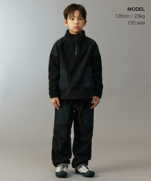 MUSINSA STANDARD KIDS（ムシンサスタンダードキッズ）の「[シティレジャー] ポーラフリースハーフジッププルオーバー [ブラック]（その他トップス・レディース・その他・100/150/140/130/120/160）」の2枚目の写真