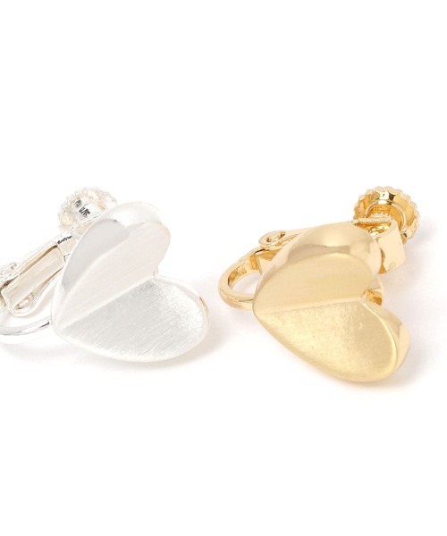 LAKOLE（ラコレ）の「グロッシーファイスハートイヤリング / 656222（イヤリング・レディース・その他2/その他1・FREE）」の4枚目の写真