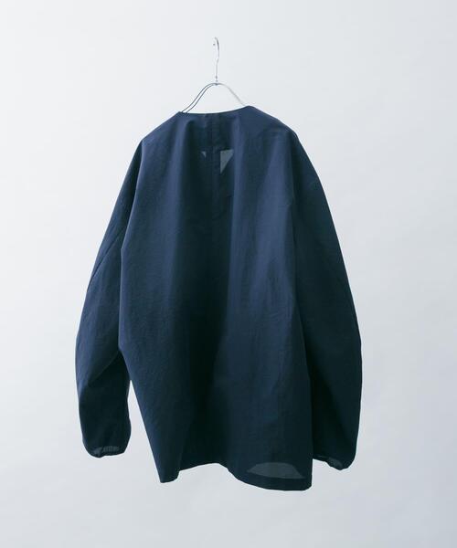 EKAL(エカル)の「『吸水速乾/通気性/軽量』DOT AIR NO COLLOR CARDIGAN(カーディガン/ボレロ・メンズ・ブラック/オレンジ系その他/ネイビー・LARGE/MEDIUM)」の6枚目の写真