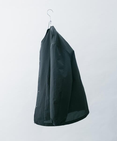 EKAL(エカル)の「『吸水速乾/通気性/軽量』DOT AIR NO COLLOR CARDIGAN(カーディガン/ボレロ・メンズ・ブラック/オレンジ系その他/ネイビー・LARGE/MEDIUM)」の4枚目の写真