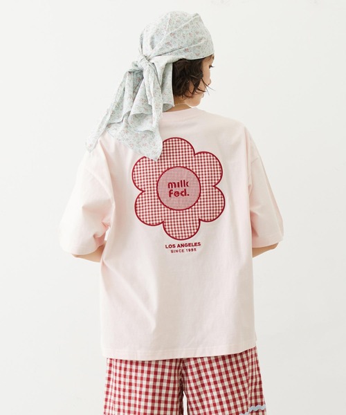 MILKFED.(ミルクフェド)の「CUT OUT LOGO GINGHAM FLOWER WIDE S/S TEE(Tシャツ/カットソー・レディース・ブラック/ライトピンク/オフホワイト・S/M/L)」の3枚目の写真