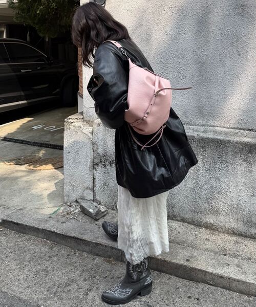 YEOMIMの「slouchy bag (black)(ショルダーバッグ・レディース・その他・FREE)」の13枚目の写真