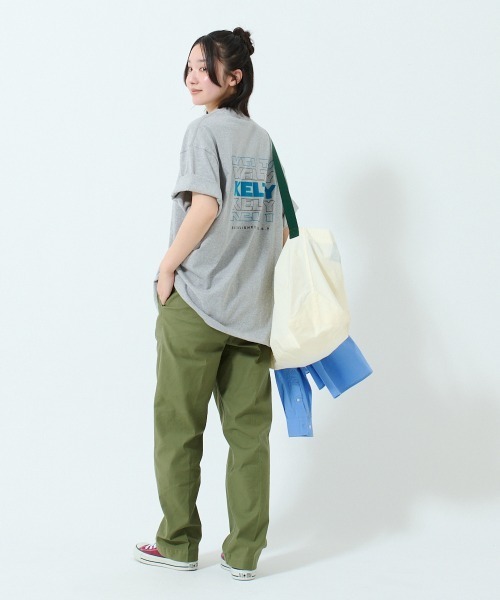 KELTY(ケルティ)の「バックタイポロゴS/Sティーシャツ(Tシャツ/カットソー・レディース・グレー/ベージュ/ホワイト/ネイビー/ブラック・M/L/S/XL)」の11枚目の写真
