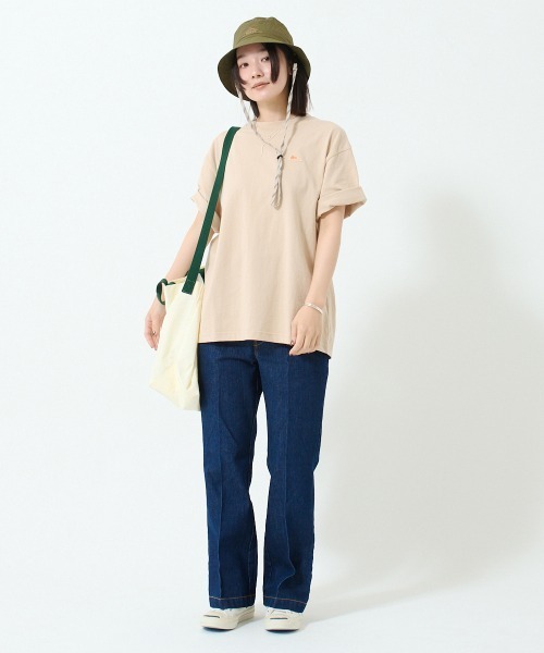 KELTY(ケルティ)の「バックタイポロゴS/Sティーシャツ(Tシャツ/カットソー・レディース・グレー/ベージュ/ホワイト/ネイビー/ブラック・M/L/S/XL)」の21枚目の写真