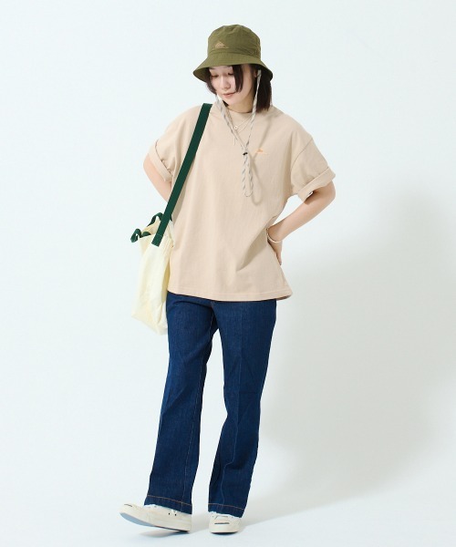 KELTY(ケルティ)の「バックタイポロゴS/Sティーシャツ(Tシャツ/カットソー・レディース・グレー/ベージュ/ホワイト/ネイビー/ブラック・M/L/S/XL)」の22枚目の写真