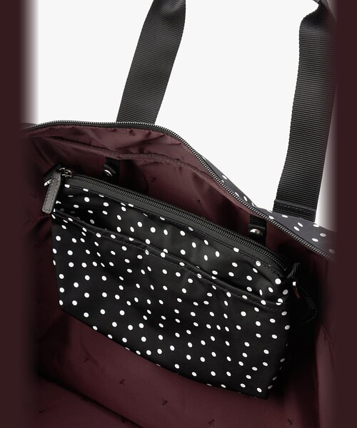 agnes b.（アニエスベー）の「ナイロン 2way ラージ ボストンバッグ "My bag" RAT01-02（ボストンバッグ・レディース・ブラック・FREE）」の7枚目の写真