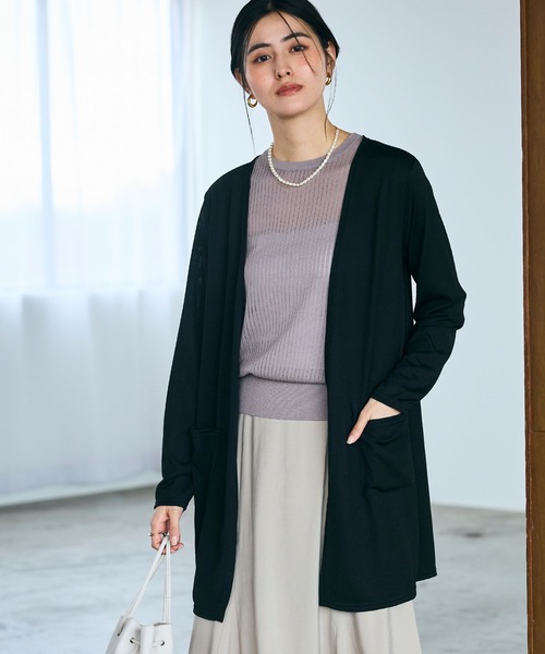 CROSS FUNCTION（クロスファンクション）の「《洗える》エブ楽 シアーVネックミドルカーディガン【CROSS FUNCTION/クロスファンクション】（カーディガン/ボレロ・レディース・ブラック/オフホワイト/ネイビー/ライトグレー・M/L/LL）」の7枚目の写真