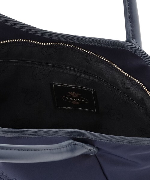 TOCCA(トッカ)の「TOUCH OF CRESTA NYLON TOTE ナイロントートバッグ(トートバッグ・レディース・レッド系/ライトグレー系/ネイビー系/ブラック系・F)」の22枚目の写真