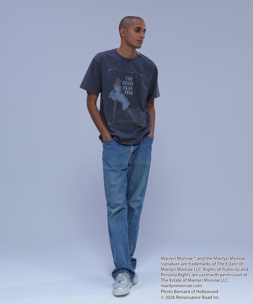 ADPOSION(アドポーション)の「【Marilyn Monroe / マリリン・モンロー】フォトプリントクルーネックTシャツ(Tシャツ/カットソー・レディース・グレー系1/ホワイト系1/ホワイト系2/グレー系2・MEDIUM/LARGE/X-LARGE)」の9枚目の写真