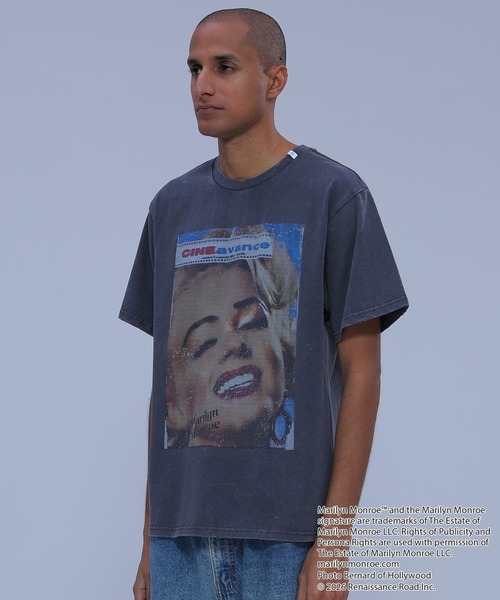 ADPOSION(アドポーション)の「【Marilyn Monroe / マリリン・モンロー】フォトプリントクルーネックTシャツ(Tシャツ/カットソー・レディース・グレー系1/ホワイト系1/ホワイト系2/グレー系2・MEDIUM/LARGE/X-LARGE)」の6枚目の写真