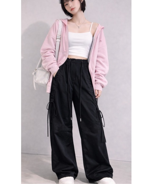 LAUTRE COTE(ロウトレコウト)の「ドローコードイージーパンツ(カーゴパンツ・レディース・ブラック/グレー・X-LARGE/LARGE/MEDIUM/SMALL)」の1枚目の写真
