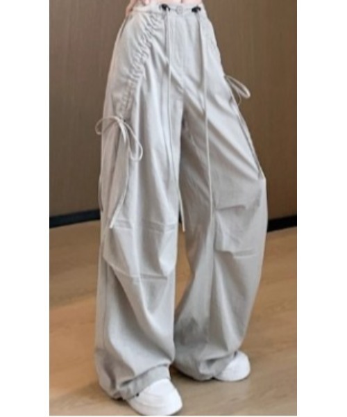 LAUTRE COTE(ロウトレコウト)の「ドローコードイージーパンツ(カーゴパンツ・レディース・ブラック/グレー・X-LARGE/LARGE/MEDIUM/SMALL)」の15枚目の写真