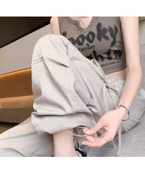 LAUTRE COTE(ロウトレコウト)の「ドローコードイージーパンツ(カーゴパンツ・レディース・ブラック/グレー・X-LARGE/LARGE/MEDIUM/SMALL)」の14枚目の写真