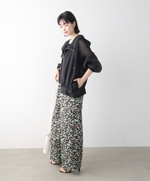 Bou Jeloud(ブージュルード)の「フード付シアーマウンテンパーカー(シャツ/ブラウス・レディース・アイボリー/ブラック・38)」の18枚目の写真