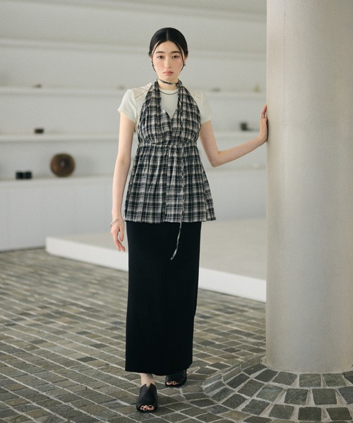 LAULEN（ローレン）の「check halter neck flare tops /チェック柄ホルターネックフレアノースリトップス（その他トップス・レディース・ブルー/ブラック・FREE）」の19枚目の写真