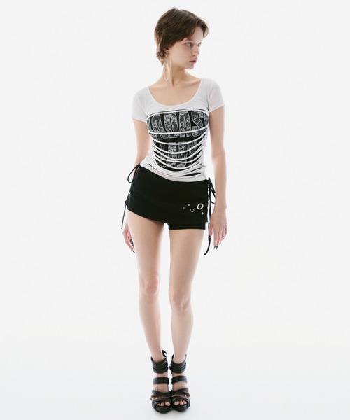 BLONDEY(ブロンディ)の「CUTOUT LAYERED GRAPHIC TOPS(Tシャツ/カットソー・レディース・ホワイト/ブラック・FREE)」の20枚目の写真