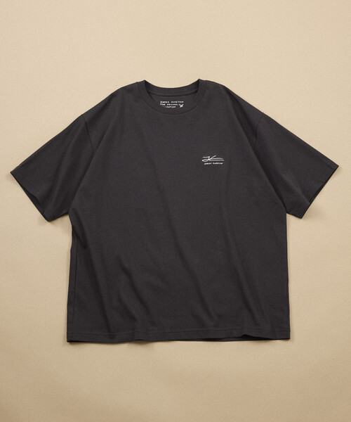 Jonas Claesson（ジョナスクレアッソン）の「JONAS CLAESSON/ジョナス クレアッソン Whale Shark Short Sleeve Tee/ホエールシャーク バックプリント Tシャツ（Tシャツ/カットソー・メンズ・ライトグレー/ホワイト/ブラック・LARGE/MEDIUM）」の5枚目の写真
