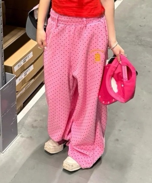 Vipoa（ヴィポア）の「Polka dot wide sweat pants（スウェットパンツ・レディース・ピンク/ライトイエロー・FREE）」の5枚目の写真