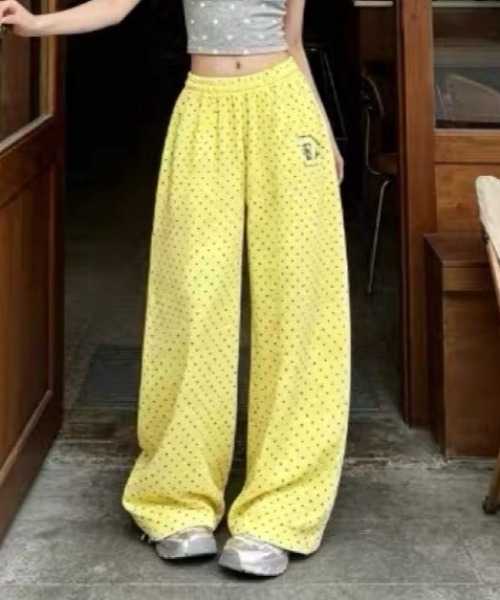 Vipoa（ヴィポア）の「Polka dot wide sweat pants（スウェットパンツ・レディース・ピンク/ライトイエロー・FREE）」の7枚目の写真